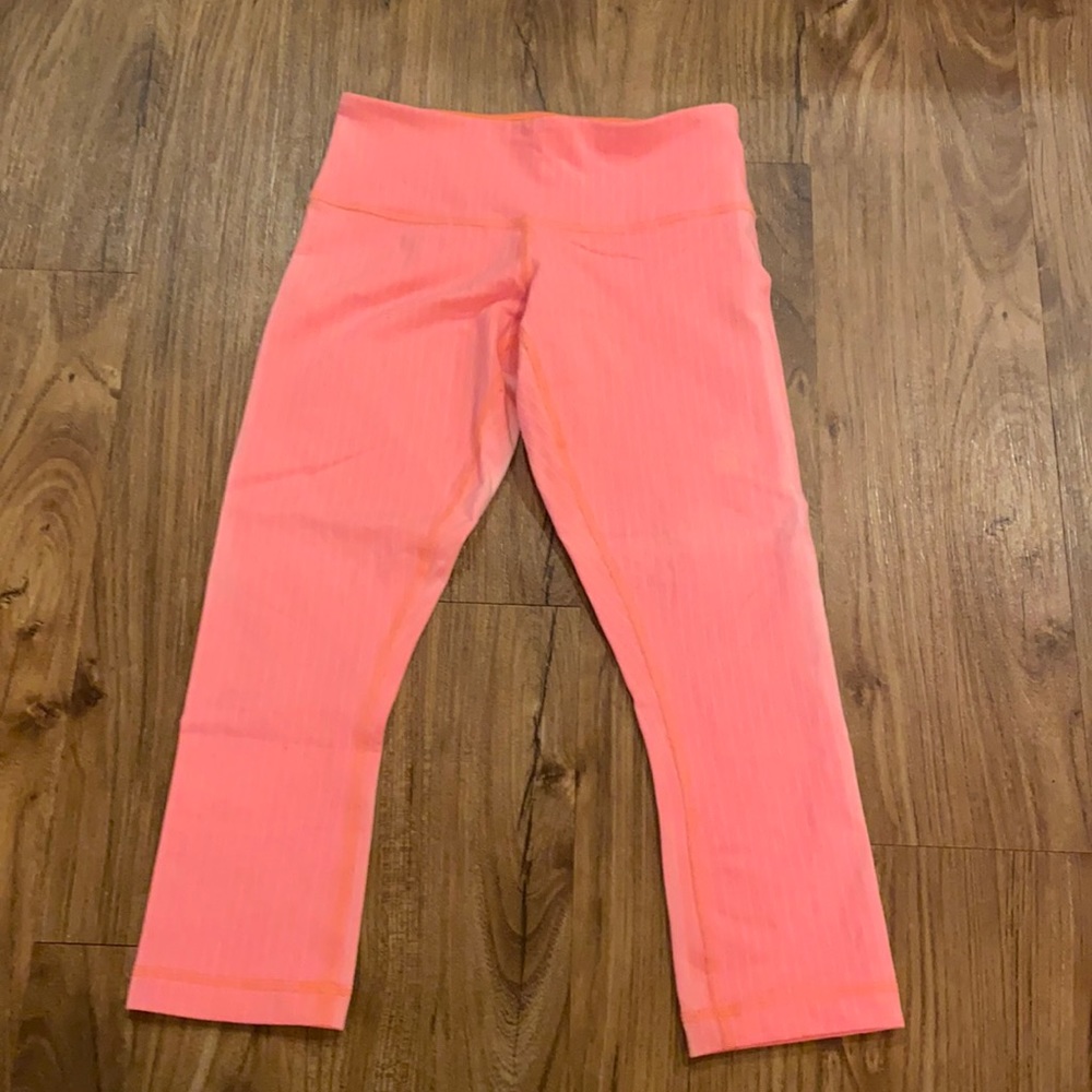 Lulu Lemon Cropped Leggings